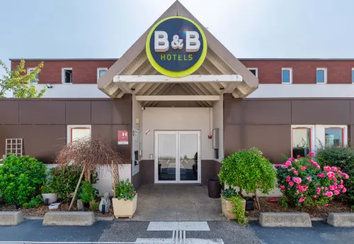 B&B Hotel Lyon Saint-Bonnet Mi-Plaine - Pysäköinti