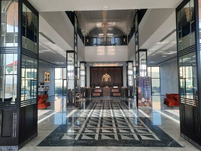 The Plaza Hotel & Resort