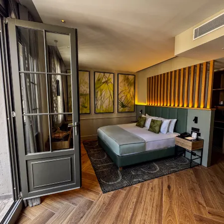 The Wings Hotels Pera