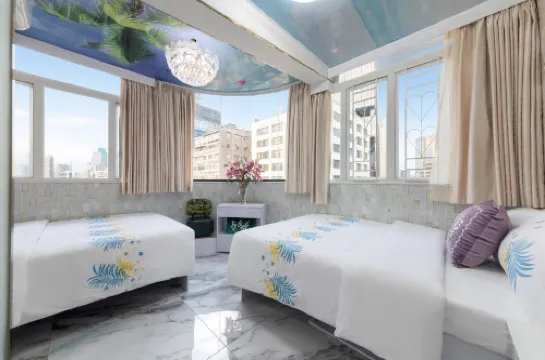 Hong Kong A11 Hostel (Tsim Sha Tsui Station Exit A)