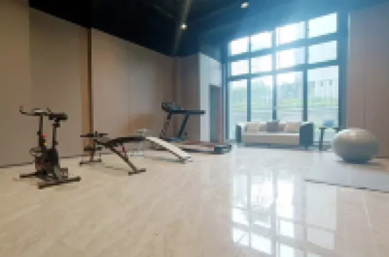 REZEN LONGUU Hotel (Sanmingbei High-Speed Railway Station Shaxian Airport)