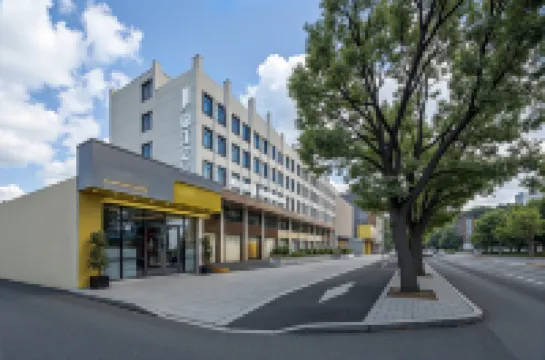 Jinjiang Inn (Taizhou Jiaojiang Baolong City Jiazi Old Street Branch) Hotels near Taizhou Taixiu Art Museum