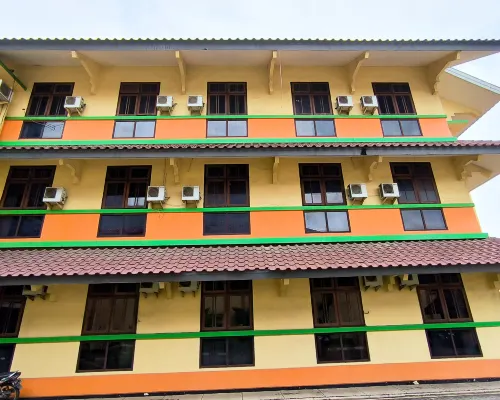 Hotel Pattimura powered by Cocotel Hotels in East Semarang