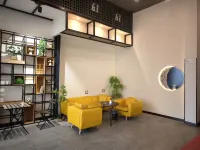 Xiantao BoNingYiShu hotel