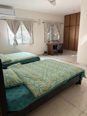 WhiteHouse Karachi Hotels in D.H.A.