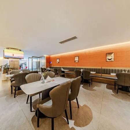 Mile Huquan Shuixiang Haofeng Wyndham Hot Spring Hotel