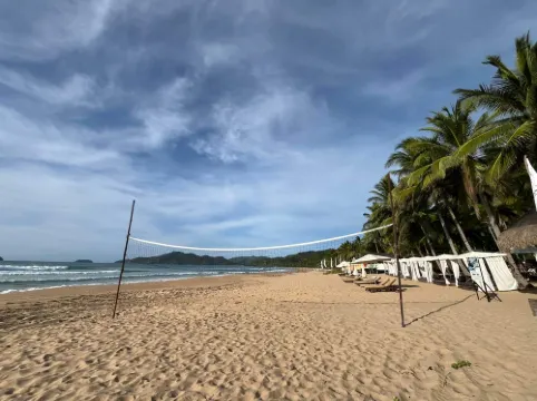 Duli Beach Farm Hostel