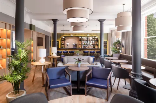 Holiday Inn FARNBOROUGH by IHG