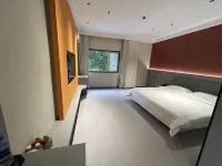 名樓輕奢酒店