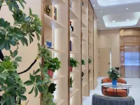 Jishi  Mountain Silk Road Mingting Hotel Hotels in Jishishan