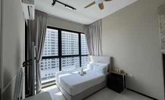 Urban Suites Seaview Georgetown · Nest Space