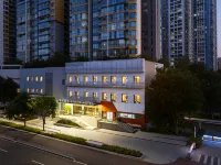 Atour Hotel Guangzhou Haizhu Sun Yat-sen University Metro Station Hotels near Loft 345