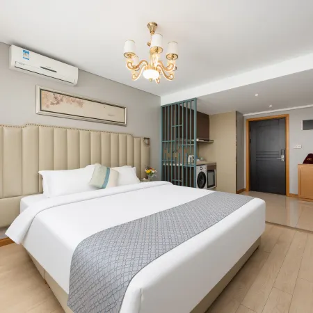 Dalian Zhonghaida Hotel Apartment Отели рядом с достопримечательностью «Далянь Харбор»