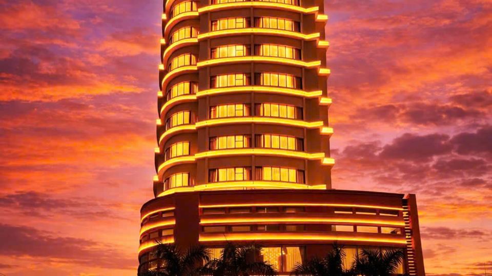 Sandals Stay Hotel