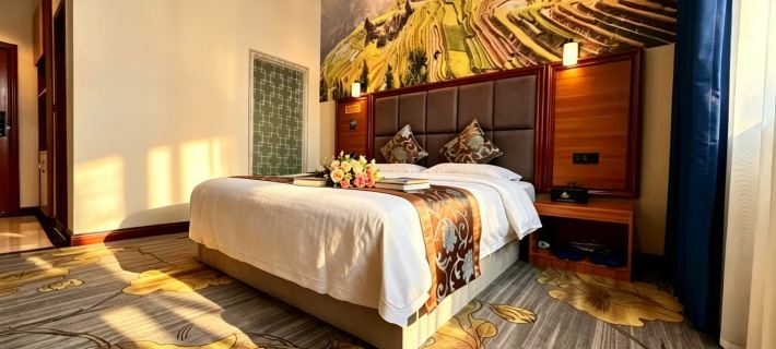 Shangyi Style Hotel Отели в г. Кайли