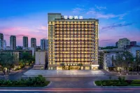 Starway Hotel (Urumqi Zhongyinggong Subway Station Medical University)
