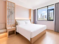 Jingyeting S·1952 Hotel HUST Optics Valley PedestrianStreet Hotels near Optics Valley