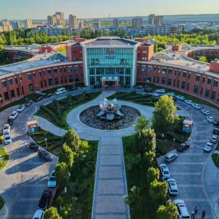 Saussurea Hotel Отели в г. Карамай