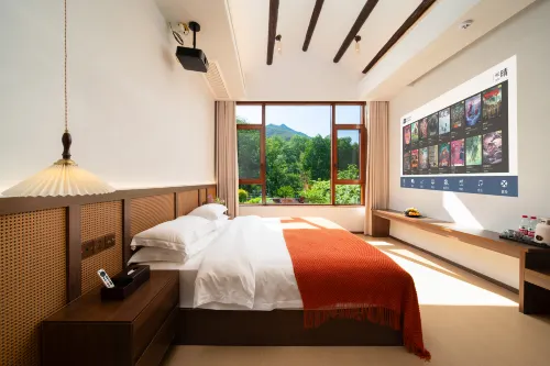Junlin·Yuehong Resort Homestay (Tingxi Qinglongtan Scenic Area Branch)