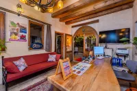 Rocca Stone House - 2 stelle