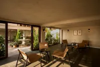 Signature The Valley Retreat, a brand of Modern Village Lifestyle