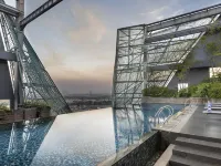 VIVERE Hotel, ARTOTEL Curated Gading Serpong Hotels near Benton Junction