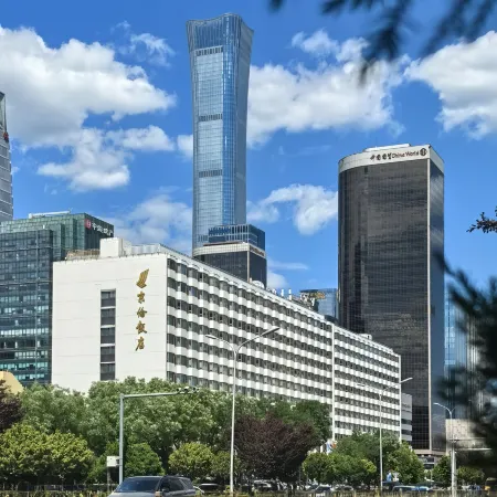 Jinglun Hotel Отели рядом с достопримечательностью «Интернешнл Трайдерс Билдинг»