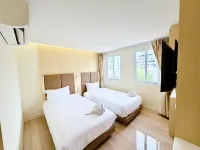 LE HONG HOTEL Hotel dekat Sri-Ayudhya School