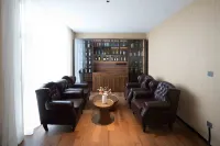 Aidu Hotel (Wulan Butong Scenic Area) - ที่มีบาร์