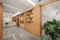 CITY SEASON HOLIDAY HOTEL