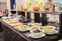 MAY PARK HOTEL - breakfast