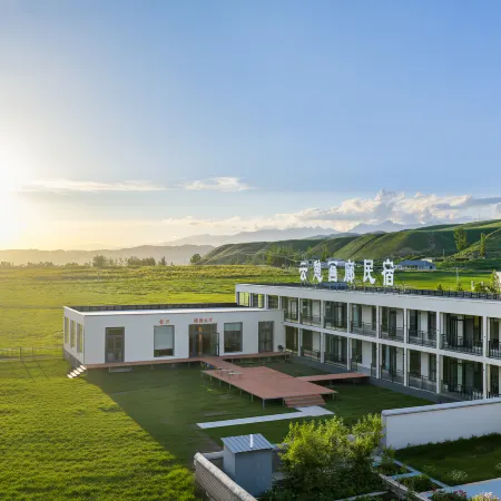 Yunqi Gallery Homestay (Bee Town Branch)