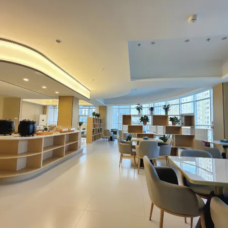Xitang Yinyue Hotel (International Convention and Exhibition Center Taojie Food Street)