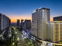 Home Inn (Zhuhai Aviation New City Jinhai Huafa Shangdu Hotel) - parcheggio