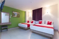 Valley View Hotel - parking
