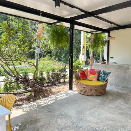 Zerohouse