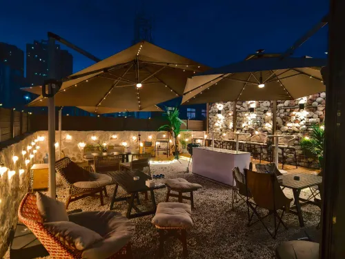Yinyan · SilverSALT | Homestay - bar