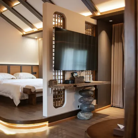 Zhiziluo Luye Homestay