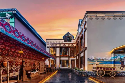 Zhaoye Changfeng Homestay (Yining Liuxing Street Scenic Area Branch) - 3-Star