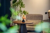 Aimu Design Hotel - 2-Star
