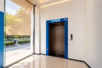 The Field Wild Youth Hostel (Nanjing Xinjiekou Presidential Palace Branch) - Hostels