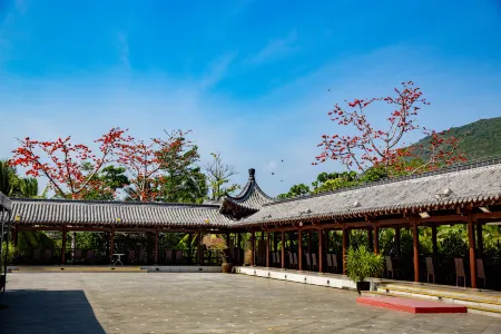 Grand Mercure Sanya Yalong Bay