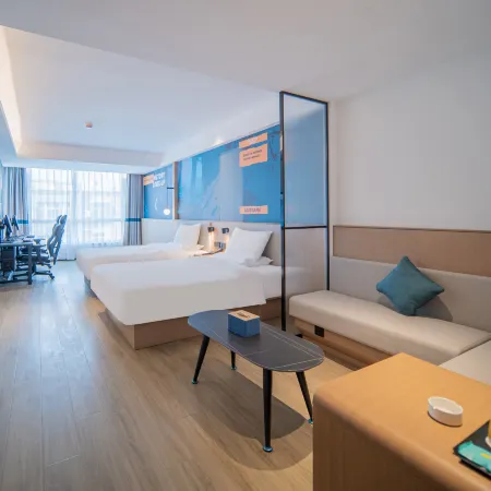 Ni Hao Hotel (Hancheng Zhonghuan Guangchang)