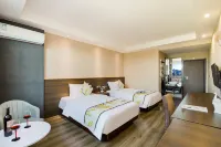 Gomo Hotel(Mount Huashan Scenic Area Visitor Center Store)