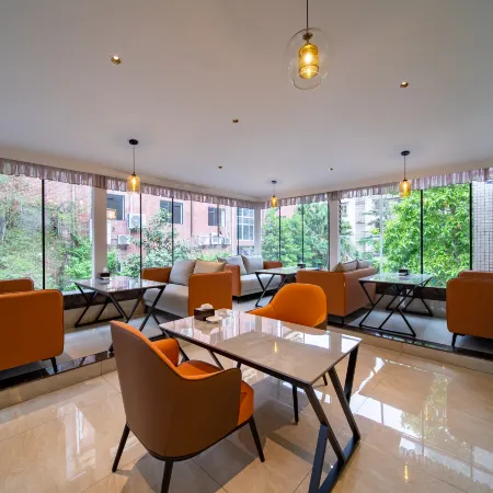Pengxi Parkson Hotel (Executive Plaza)