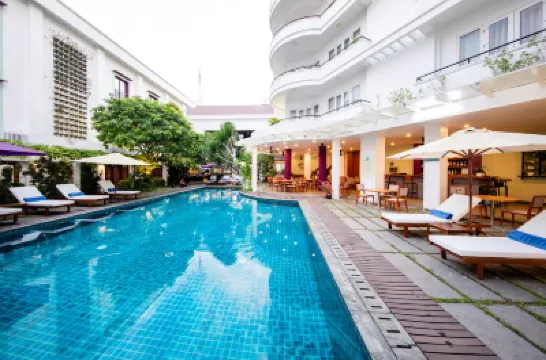 ÊMM Hotel Hue Các khách sạn gần Nhà thờ Đức Bà Huế
