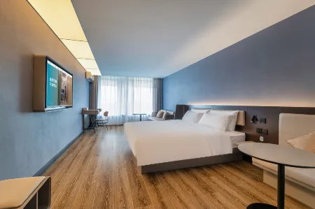HanTing Hotel (Zhuhai Jinwan Huafa Mall)