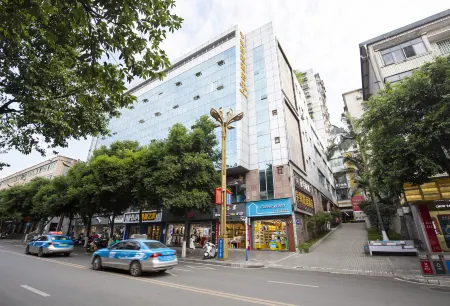 Yufeng Comfort Hotel (Shuifu Afar Chain) Отели рядом с достопримечательностью «Western Grand Gorge»