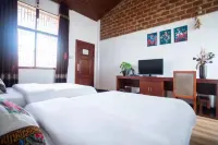 Puzhehei Haozhuo Chinese Inn