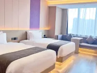 KDworld Hotel (Guigangke World High Speed Rail Station Store) Hotels in Guigang